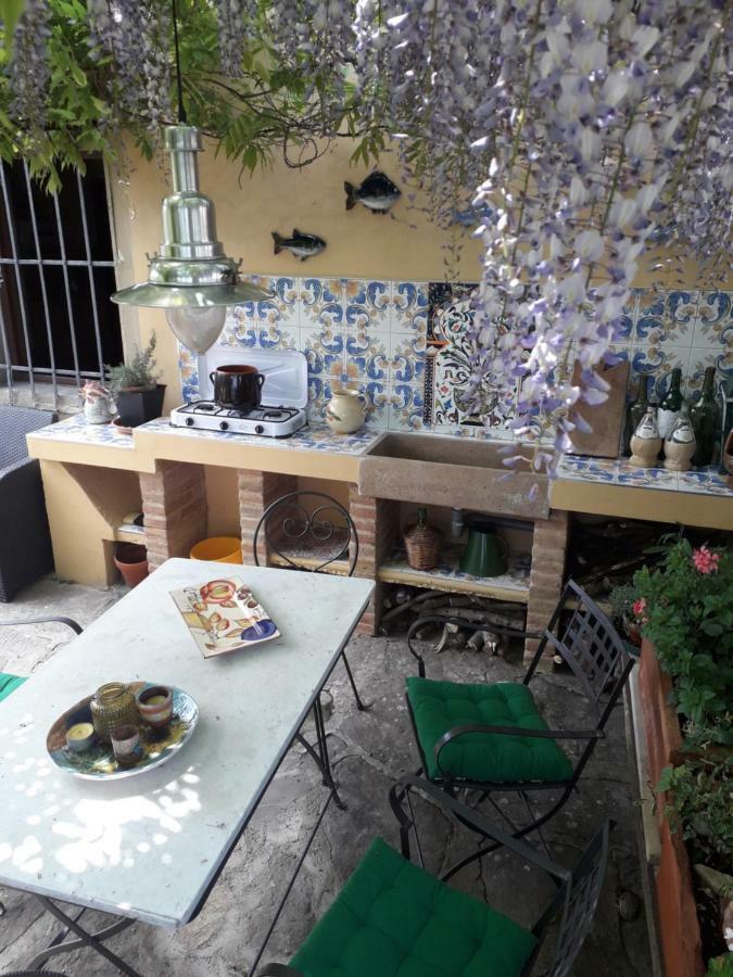 Villa Lysis لاسترا أَ سينيا المظهر الخارجي الصورة